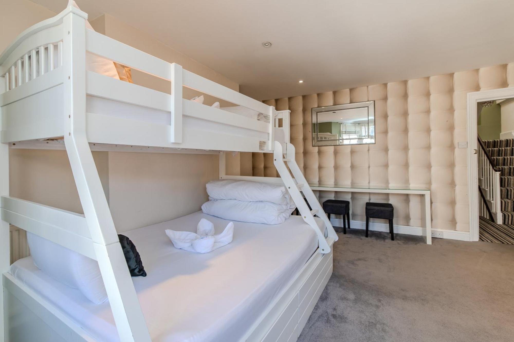 Apartment Spacious 5-bedroom With Patio In The Heart Of Kemptown *